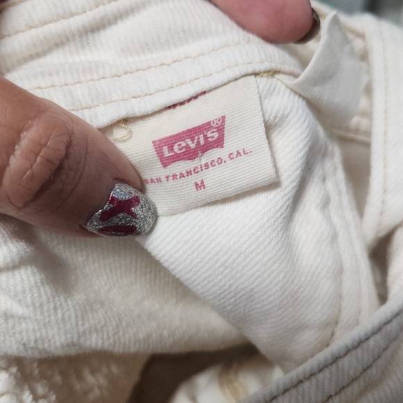 Levi's Iconic Button-Up Dress - Picture 5 of 12